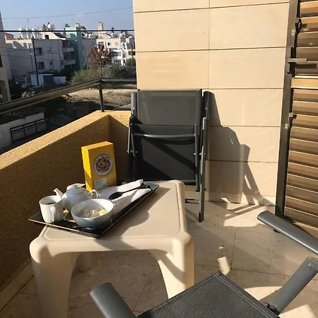 Green Line Hideout * Nikosia